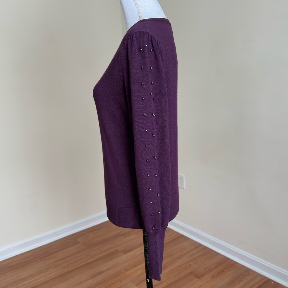 Carmen Mark Valvo Dark Purple Blouse Women Small petite NWT Pearl Sleeve Detail - Picture 3 of 9
